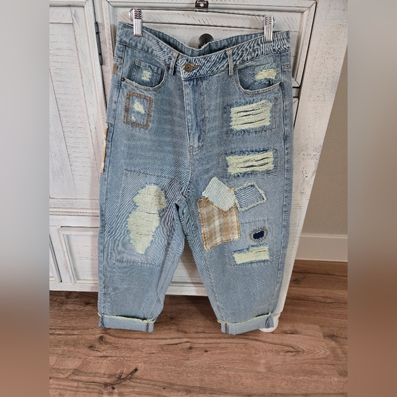 Jaded Gypsy Evening Meadows Distressed Patchwork Boyfriend Jeans | Size S/M - Picture 2 of 7